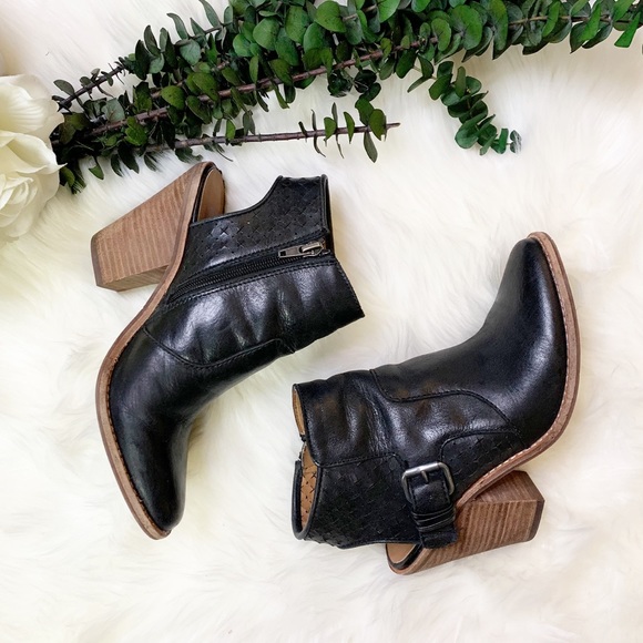 Dolce Vita Shoes - Dolce Vita Open Heel Ankle Bootie Dolce Vita Shoes - Dolce Vita Open Heel Ankle Bootie
